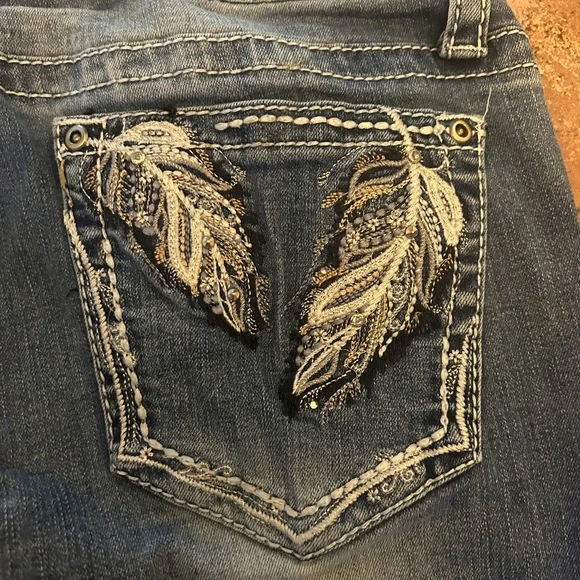 Women’s Wired Heart Size 30 Jeans - Picture 12 of 13